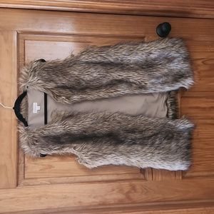 Merona faux fur vest